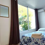 Golden Tower Auto Check-in 게스트하우스 3*