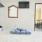 Golden Tower Auto Check-in 게스트하우스